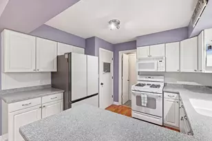 2433 Glen Valley Dr NW, Grand Rapids, MI 49544 - Photo 12