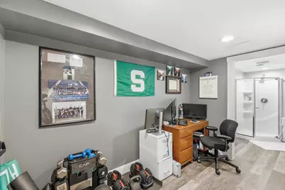 2433 Glen Valley Drive NW, Grand Rapids, MI 49544 - Photo 22