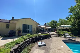 555 Foreman St SE, Lowell, MI 49331 - Photo 8