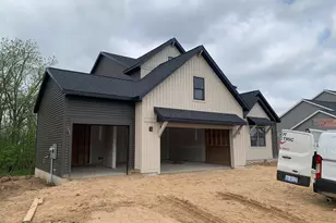 6557 Ravine Pt Dr NE, Rockford, MI 49341 - Photo 2