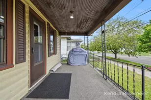 812 Richmond St NW, Grand Rapids, MI 49504 - Photo 4