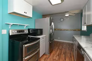 5830 Leon, Scotts, MI 49088 - Photo 10