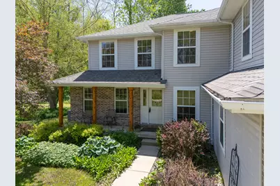 1042 Hunter Ridge, Battle Creek, MI 49017 - Photo 4
