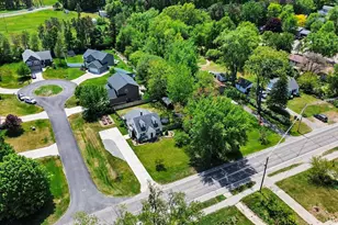 1222 W 32nd St, Holland, MI 49423 - Photo 38