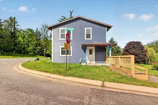 1387 E Riverside Dr, Ionia, MI 48846 - Photo 4