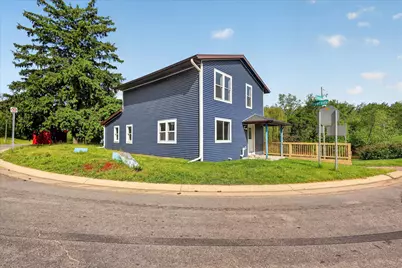 1387 E Riverside Drive, Ionia, MI 48846 - Photo 2