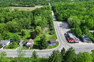 1387 E Riverside Dr, Ionia, MI 48846 - Photo 14