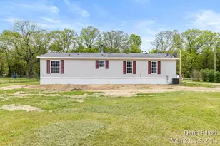 9203 S Castle Rd, Sheridan, MI 48884 - Photo 32