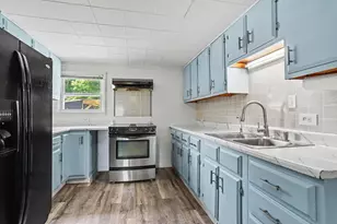59446 Manor Rd, Colon, MI 49040 - Photo 10