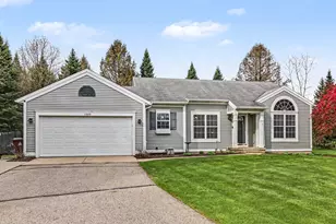 11660 Maggie Ct NE, Rockford, MI 49341 - Photo 8