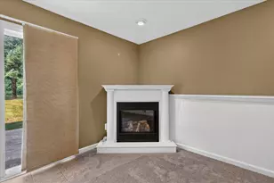 11660 Maggie Ct NE, Rockford, MI 49341 - Photo 22