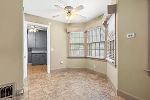915 Sheridan Dr, Kalamazoo, MI 49001 - Photo 8