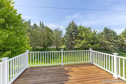 2009 Bryceway Court NE, Grand Rapids, MI 49505 - Photo 18