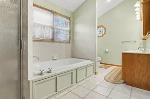 9895 Lakeview Dr, Berrien Springs, MI 49103 - Photo 18
