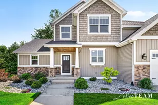 1922 Stratford Ln NW, Walker, MI 49534 - Photo 4