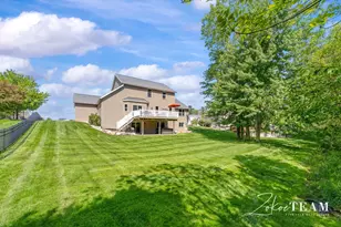 1922 Stratford Ln NW, Walker, MI 49534 - Photo 32
