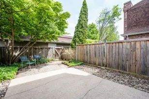 2514 Essex Ct, Saint Joseph, MI 49085 - Photo 26
