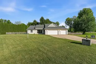 22401 Happy Dr, Cassopolis, MI 49031 - Photo 1