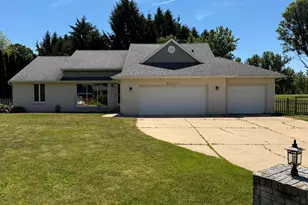 22401 Happy Dr, Cassopolis, MI 49031 - Photo 1