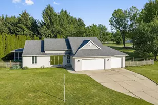 22401 Happy Dr, Cassopolis, MI 49031 - Photo 34