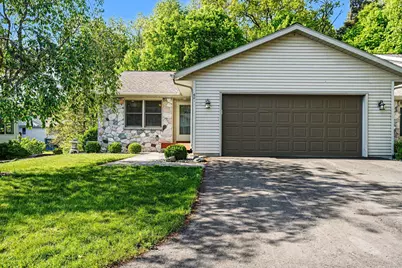 6811 Birdsong Avenue, Kalamazoo, MI 49009 - Photo 2