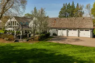 267 Woodberry Dr, Bloomfield Hills, MI 48304 - Photo 54