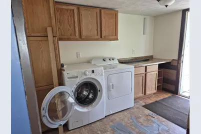 17125 Tyrone Avenue, Kent City, MI 49330 - Photo 8