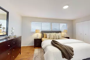 773 Peninsula Ct, Ann Arbor, MI 48105 - Photo 18