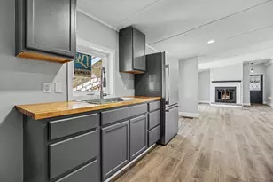 315 Elm St, East Jordan, MI 49727 - Photo 6