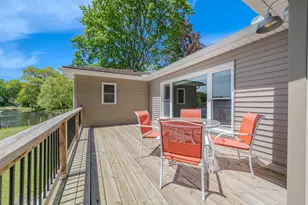 12569 S Crystal Lake Dr, Cement City, MI 49233 - Photo 22