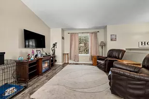 32 W Averill St, Sparta, MI 49345 - Photo 6