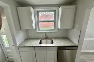 2360 Harvard Rd, Berkley, MI 48072 - Photo 22
