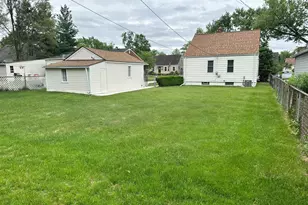 2360 Harvard Rd, Berkley, MI 48072 - Photo 10