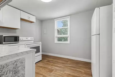 521 N Spruce Street, Vicksburg, MI 49097 - Photo 8