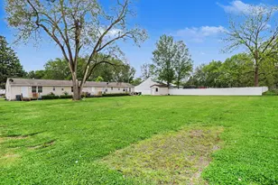 521 N Spruce St, Vicksburg, MI 49097 - Photo 4