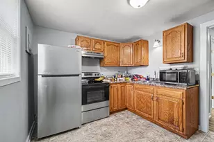 521 N Spruce St, Vicksburg, MI 49097 - Photo 12