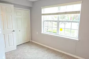 1563 Cass Lake Rd, Keego Harbor, MI 48320 - Photo 12