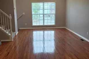 1563 Cass Lake Rd, Keego Harbor, MI 48320 - Photo 2