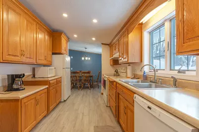 54598 Park Lane, Eau Claire, MI 49111 - Photo 12