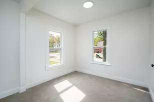 732 Wood St, Muskegon, MI 49442 - Photo 16