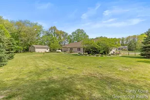 4454 Foxmoor Ct, Middleville, MI 49333 - Photo 48