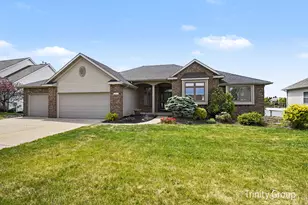 1554 Ponstein Dr, Hudsonville, MI 49426 - Photo 4