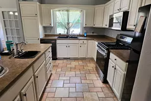 223 Leo Dr, Burlington, MI 49029 - Photo 20