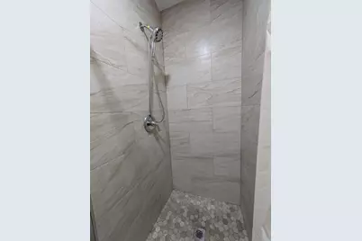 20519 Mauer Street, Saint Clair Shores, MI 48080 - Photo 18
