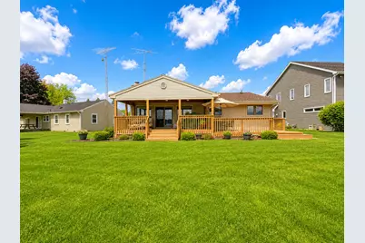 173 S Grand Pointe Drive, Brooklyn, MI 49230 - Photo 2