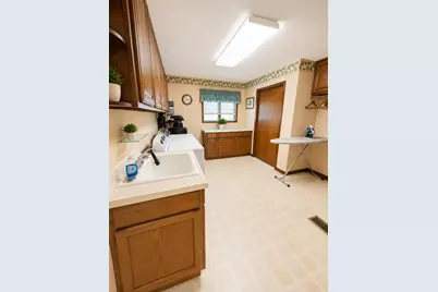 173 S Grand Pointe Drive, Brooklyn, MI 49230 - Photo 36