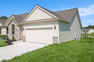 5391 Swan Dr, Burton, MI 48509 - Photo 2