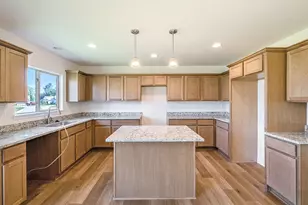 5391 Swan Dr, Burton, MI 48509 - Photo 8