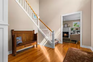 2007 Autumn Hill Dr, Ann Arbor, MI 48103 - Photo 4