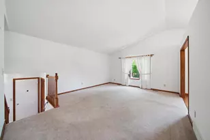 475 Greenbriar Pl, Jonesville, MI 49250 - Photo 14